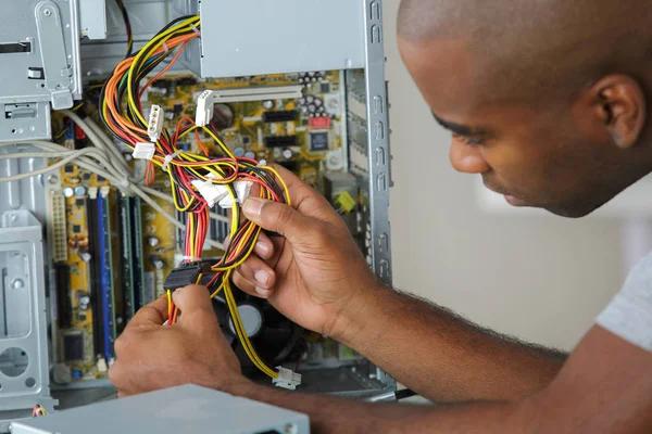 Common Electrical Problems Fixed by Electrician Frisco Experts