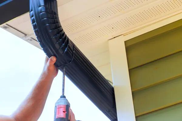 Roof Maintenance Services That Help Avoid Roof Damage